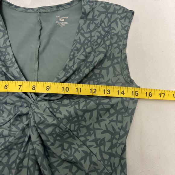 PATAGONIA Women's Size Medium M Twist Front Bandha Sleeveless Top Outdoor Green - Picture 8 of 10